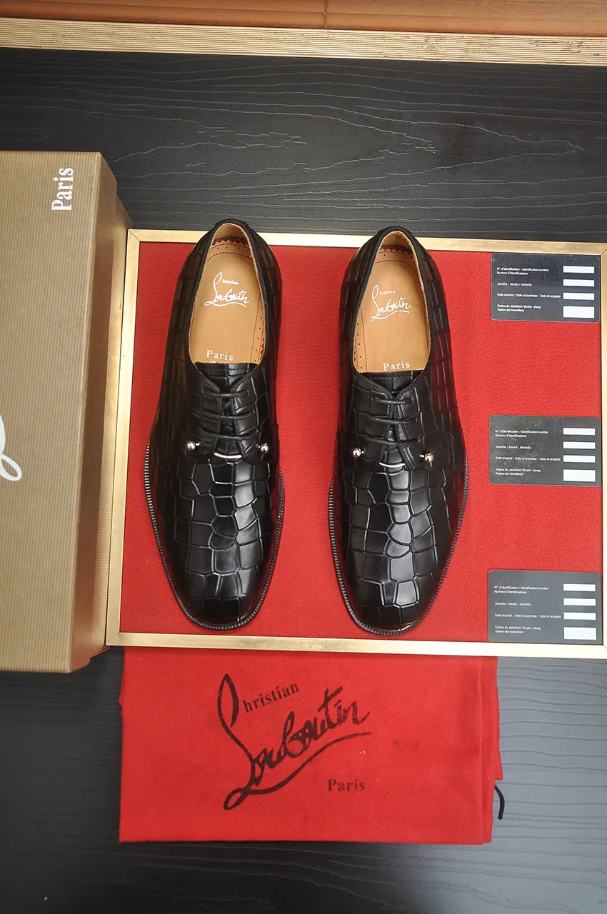 Men's shoes 💰620💶 [Chrstian Loubotin] Red-soled shoes 💋Original mold opening, the highest version on the market, purely handmade ➕Imported cowhide uppers, first-layer water-dyed cowhide lining! Original EU high-gloss outsole. 38 to 45 (45 customized)